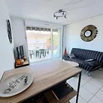 2 Pieces Avec Acces Direct Plage, Piscine Et Terrasse - - Fr-1-326-778 * مارسيلان