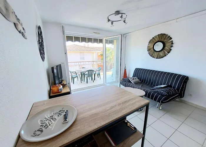 2 Pièces Avec Accès Direct Plage, Piscine Et Terrasse - - Fr-1-326-778 * Marseillan (Herault)
